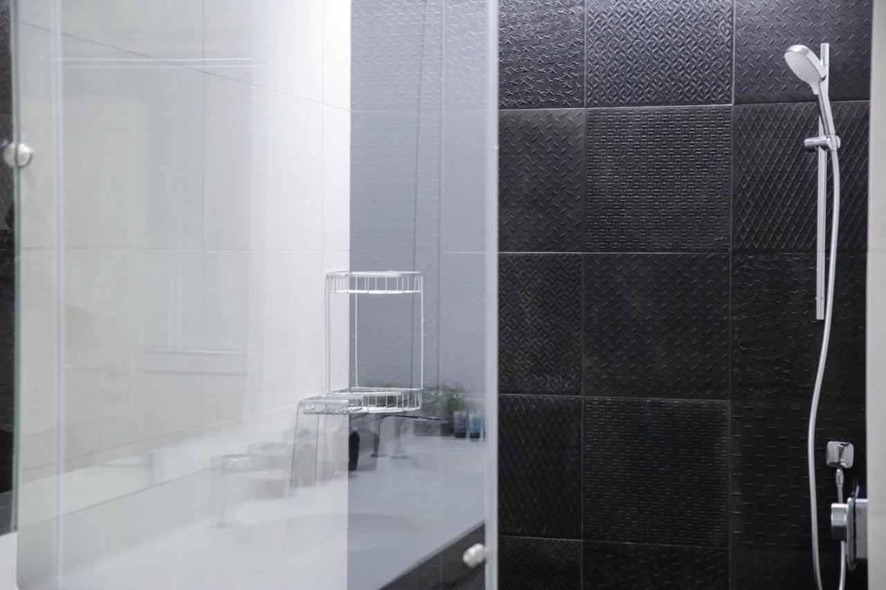Yalarent Midtown Towers Tlv Apartman Tel-Aviv Kültér fotó