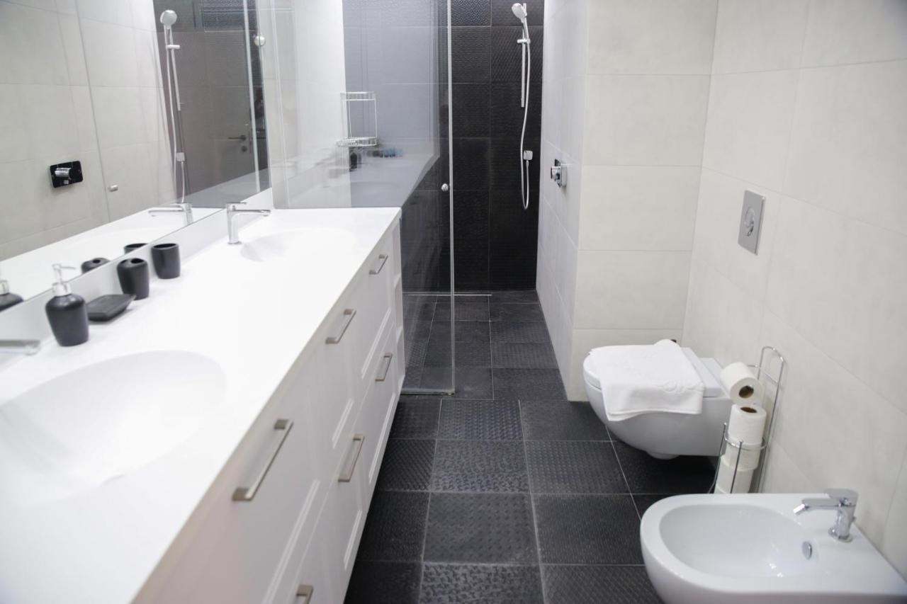 Yalarent Midtown Towers Tlv Apartman Tel-Aviv Kültér fotó
