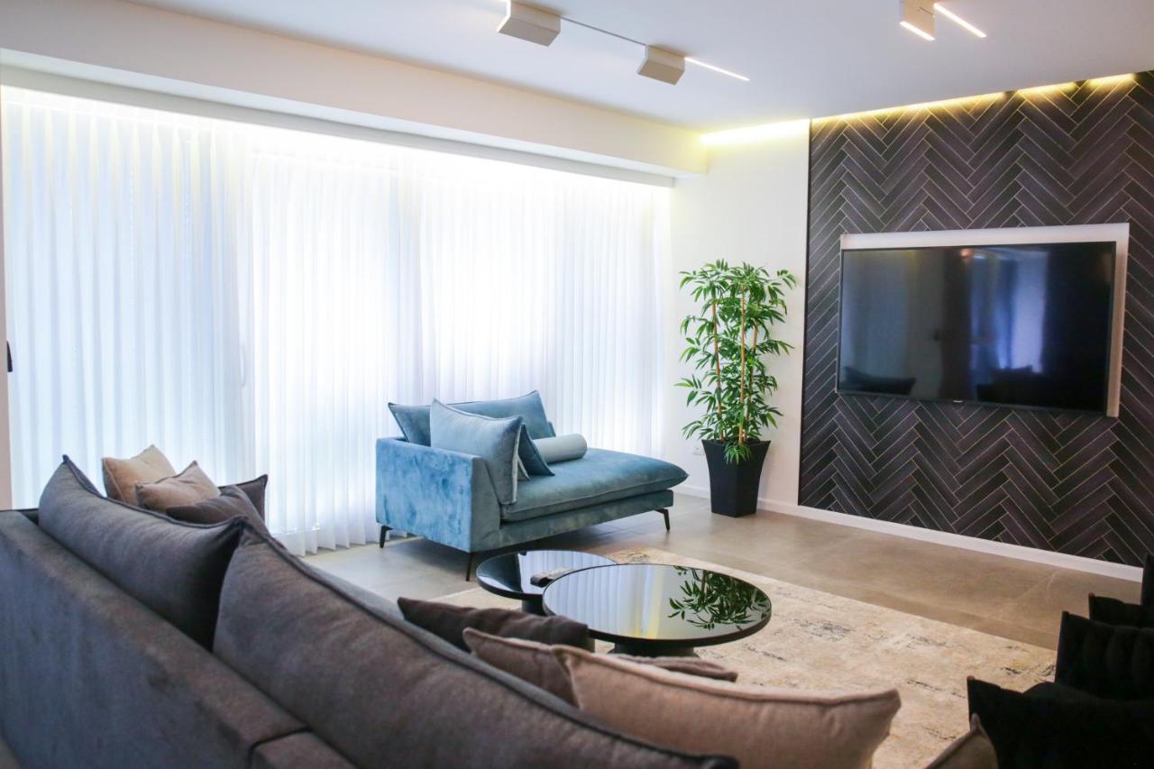 Yalarent Midtown Towers Tlv Apartman Tel-Aviv Kültér fotó