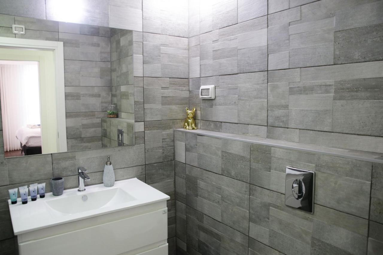Yalarent Midtown Towers Tlv Apartman Tel-Aviv Kültér fotó