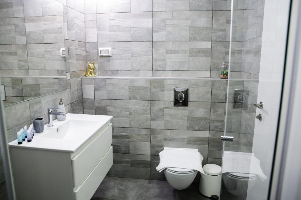 Yalarent Midtown Towers Tlv Apartman Tel-Aviv Kültér fotó
