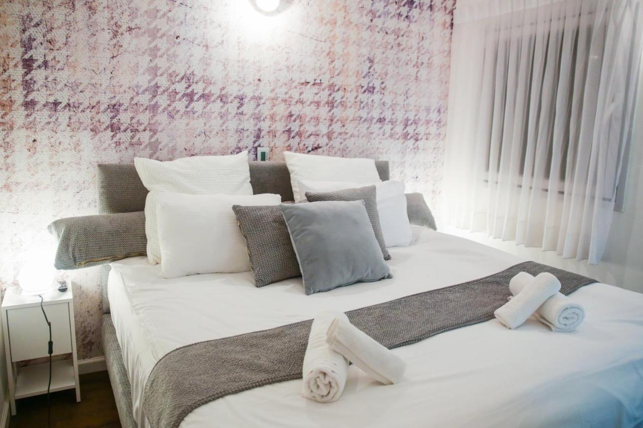 Yalarent Midtown Towers Tlv Apartman Tel-Aviv Kültér fotó