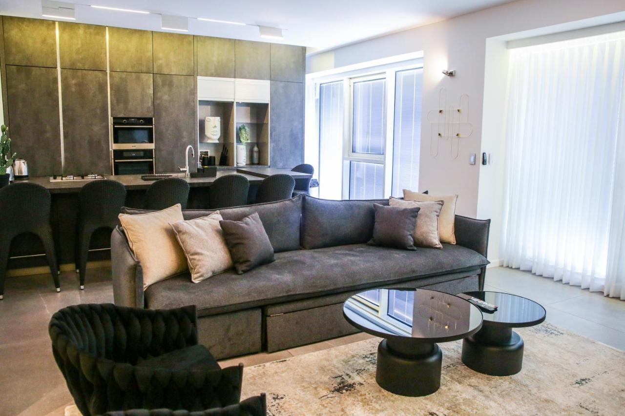 Yalarent Midtown Towers Tlv Apartman Tel-Aviv Kültér fotó
